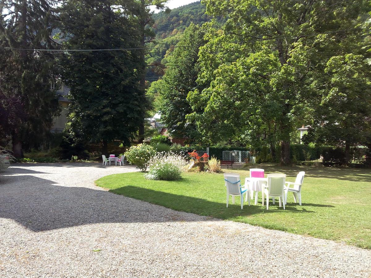 Castel De La Pique Bed & Breakfast Bagneres-de-Luchon Ngoại thất bức ảnh