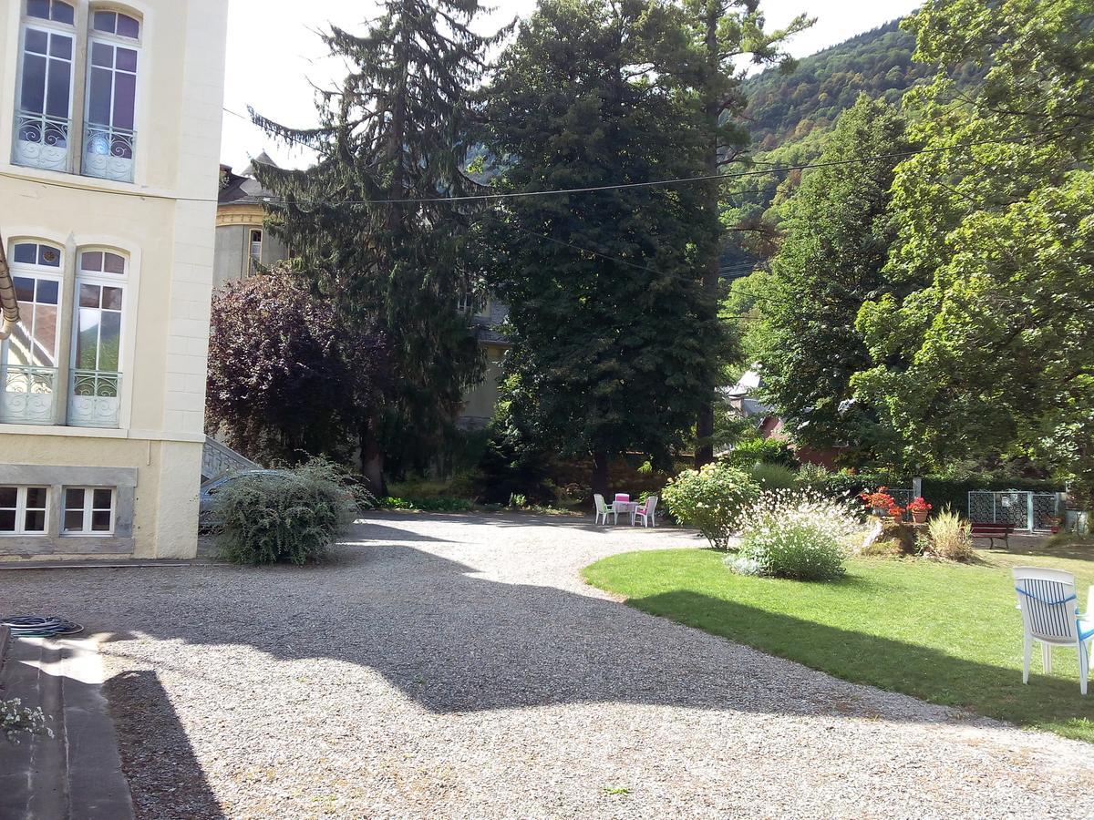 Castel De La Pique Bed & Breakfast Bagneres-de-Luchon Ngoại thất bức ảnh